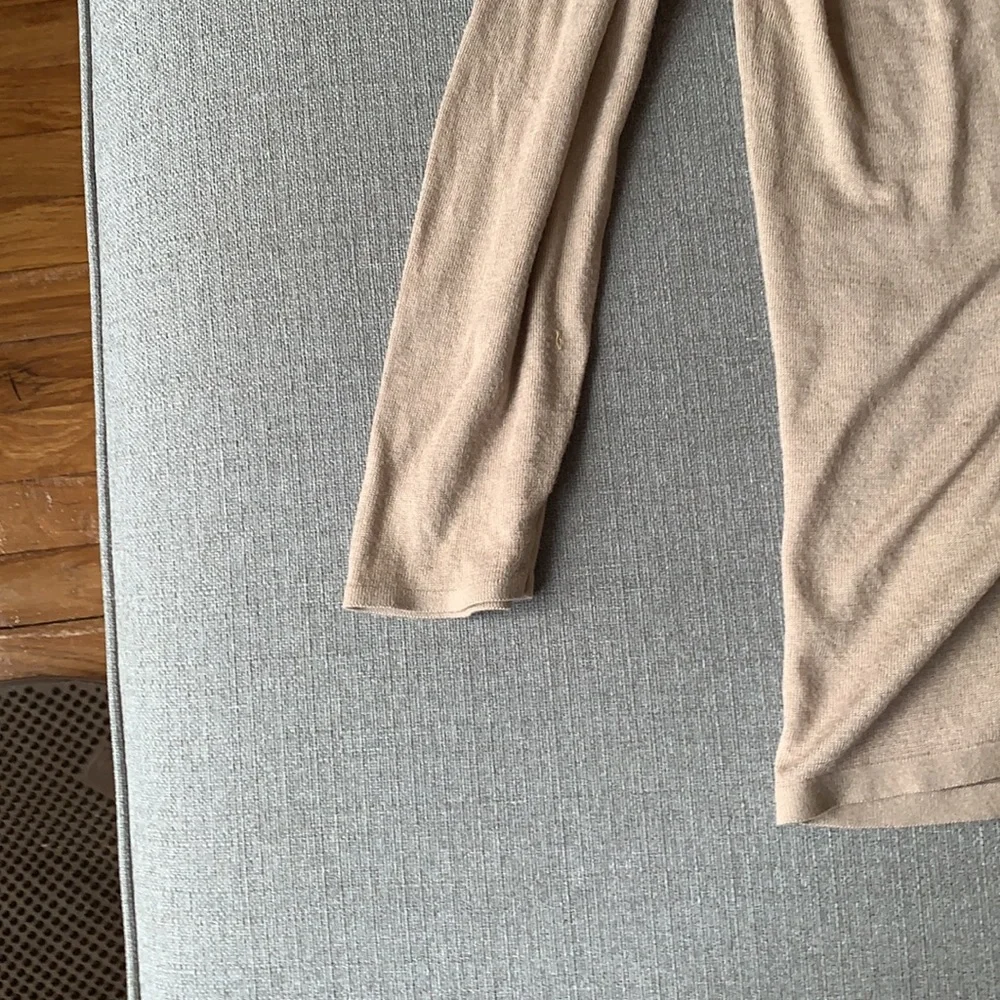 T Tahari cardigan